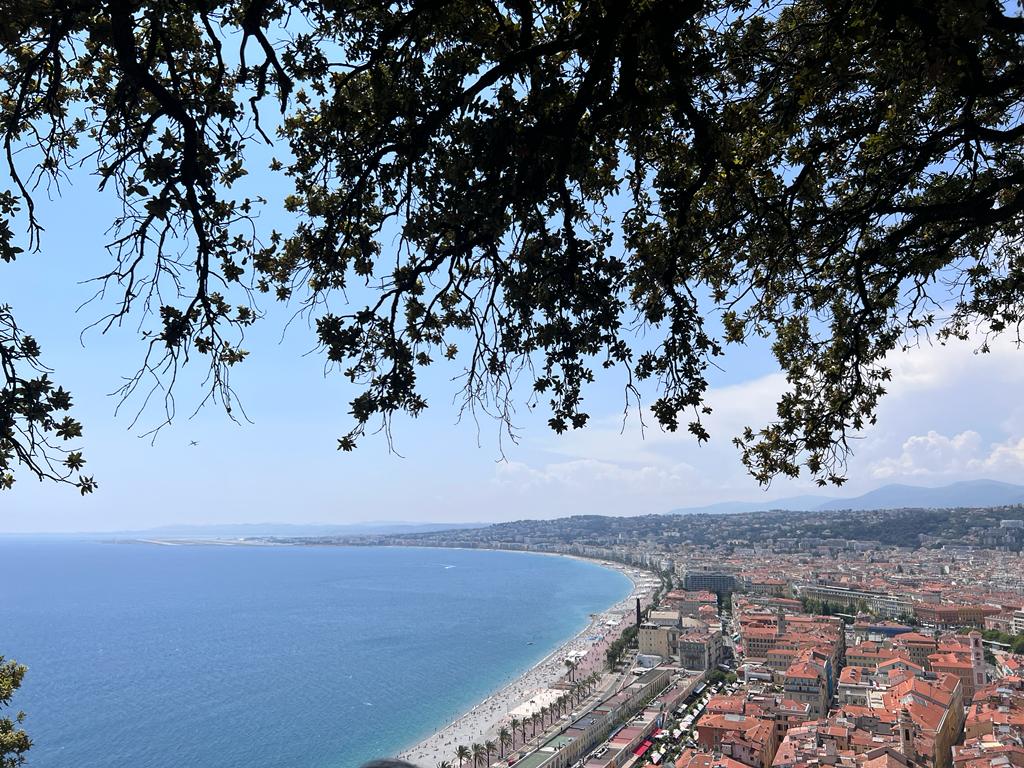 Mehr über den Artikel erfahren 7A an der Côte d’Azur in Nizza