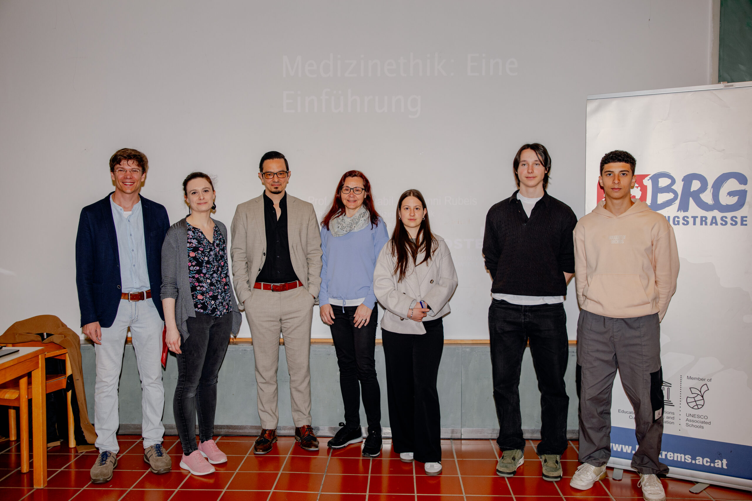 Mehr über den Artikel erfahren Vortrag „Medizinethik“ von Univ.-Prof. Giovanni Rubeis