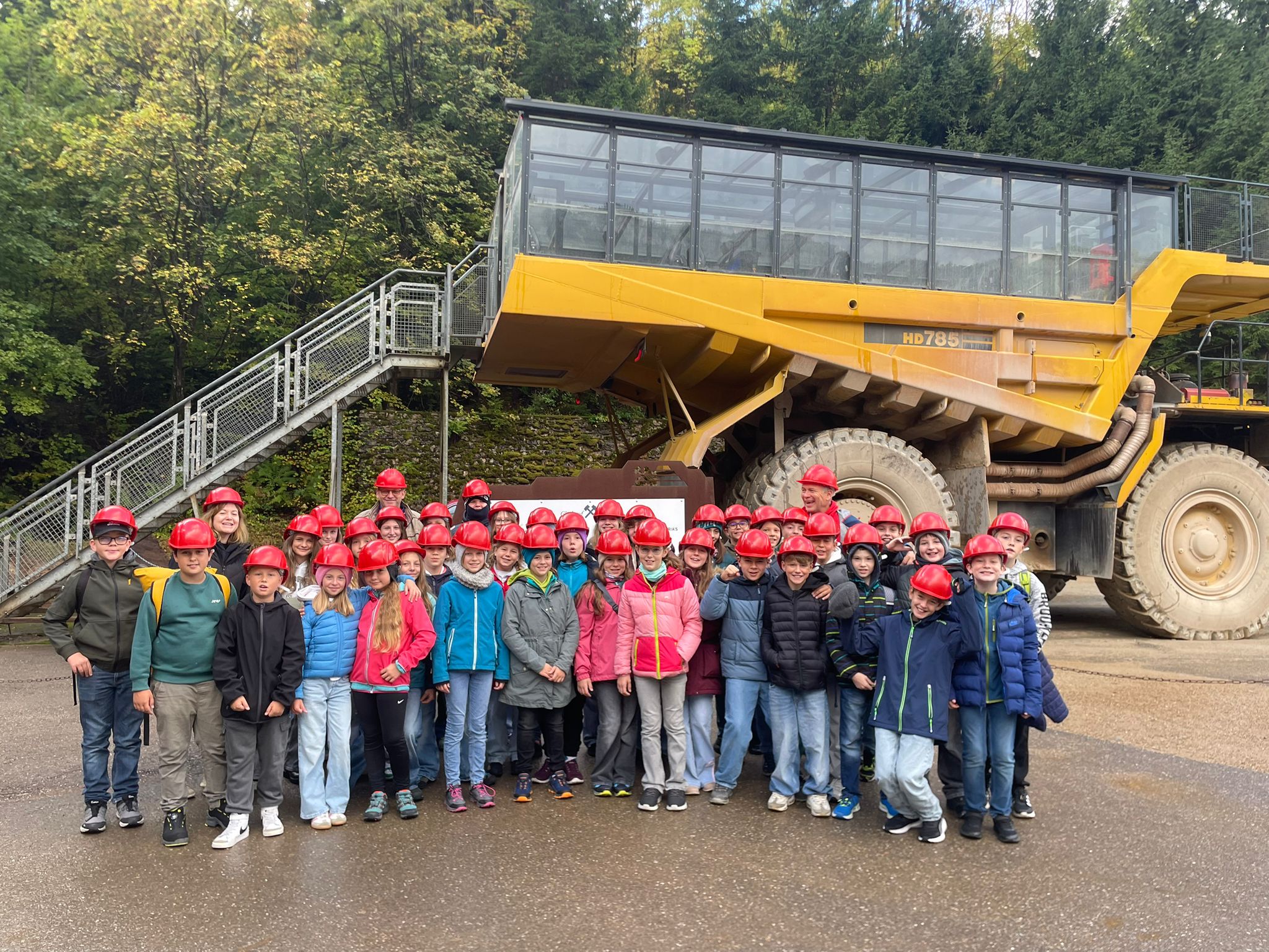 d6e4fa43-f7cb-46af-bb61-9044b56beb00 d6e4fa43-f7cb-46af-bb61-9044b56beb00